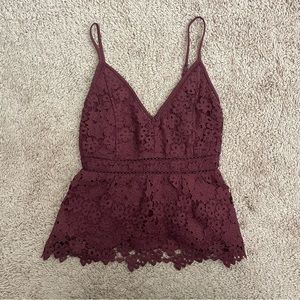 Abercrombie & Fitch Bohemian Lace Crochet Maroon Floral Tank Top Womens Sz S